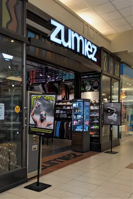 Zumiez