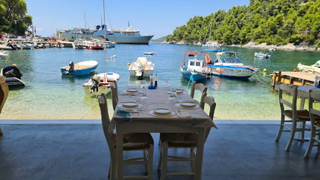 Korali Seafood Restaurant . Agnontas Skopelos