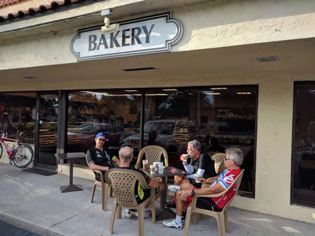 Importico's Bakery Cafe'