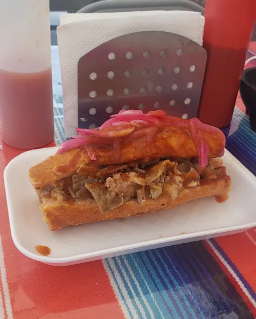 tortas ahogadas el santuario
