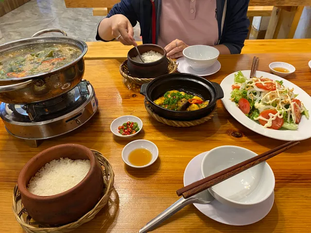 Now Restaurant - Nhà hàng Cơm Niêu - Lẩu Gia Đình Ngon Dalat (- Best food)