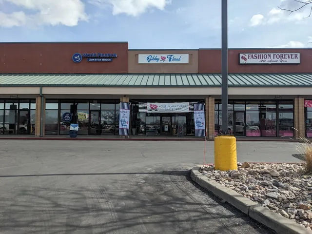 Roy Marketplace Plaza