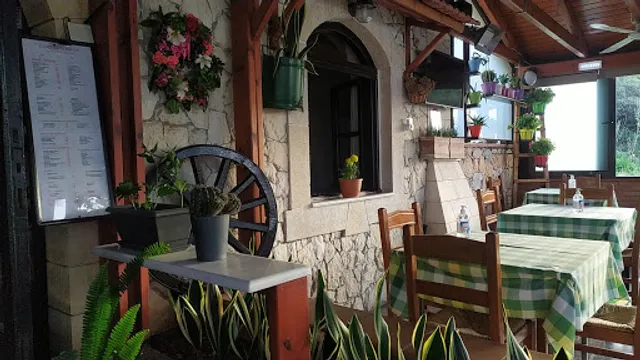 Ταβέρνα Κόμπος