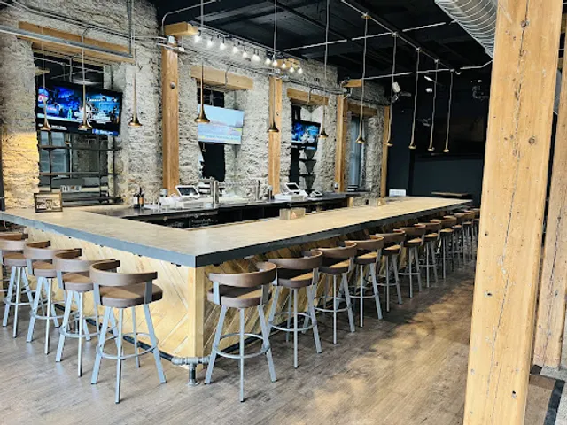 LLV’s Creekside Tavern