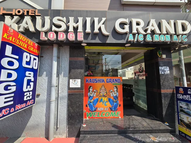 Hotel Kaushik Grand