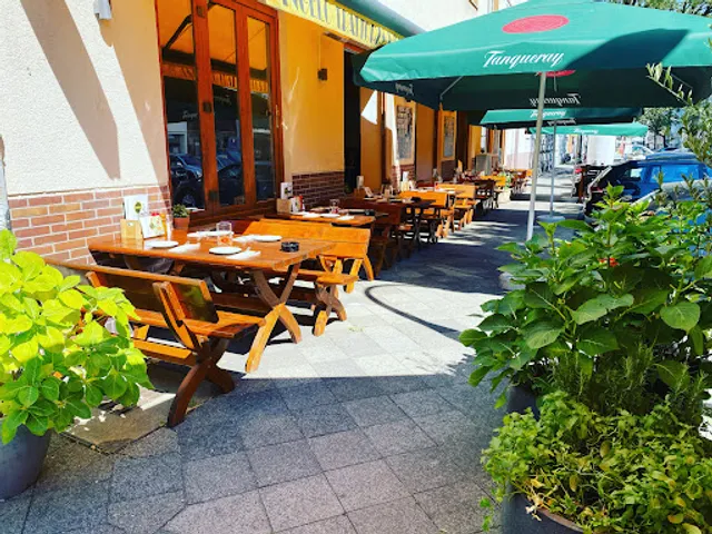 Angelo Trattoria & Bar