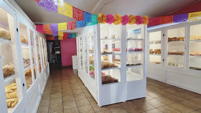 Santa Maria Bakery 1