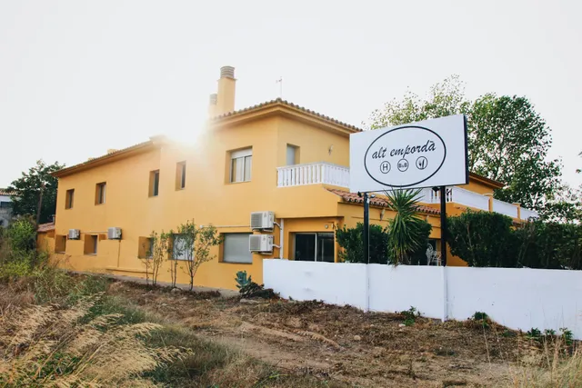 Alt Empordà HOSTAL-Restaurant