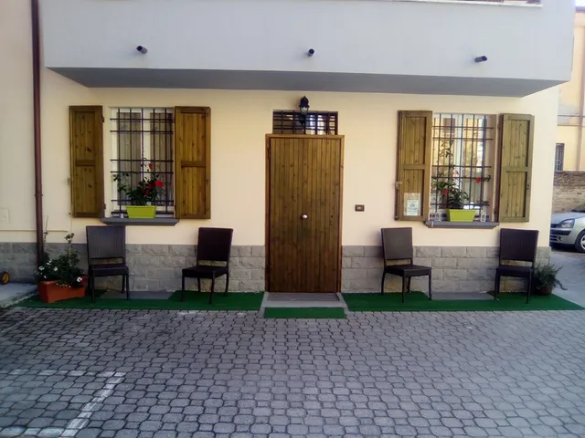 Il Delfino a Bologna, Bologna