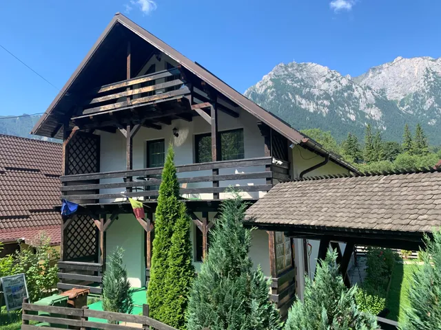 Casa Nadia Bușteni