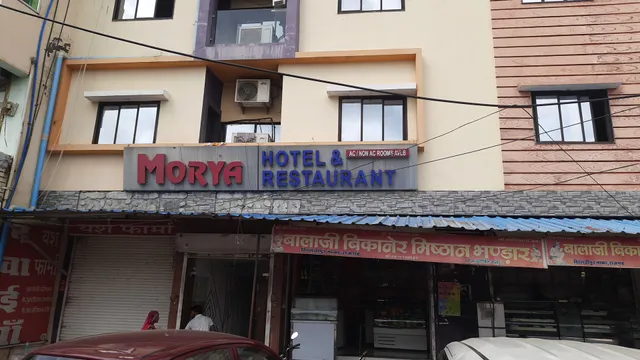 Hotel Morya Palace