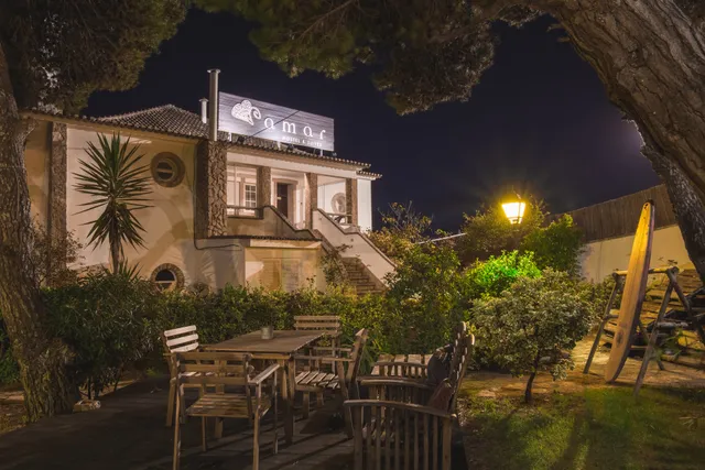 Amar Hostel, Suites and Surf Camp