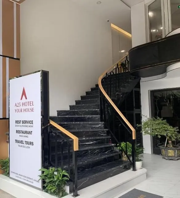 A25 Luxury Hotel - 12 Phố Huế