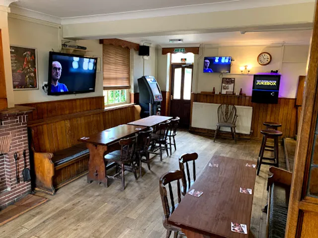 The Swan, South Wootton