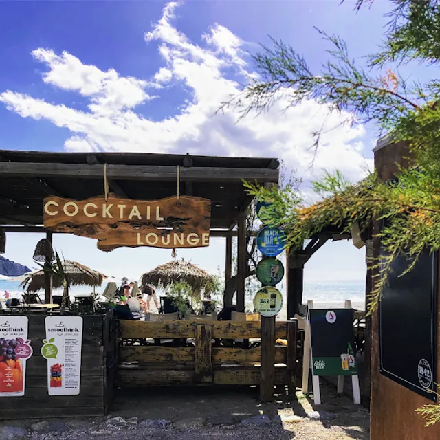 Beach bar Mes tin ammo