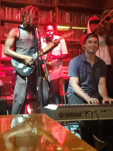 Peters Street Station