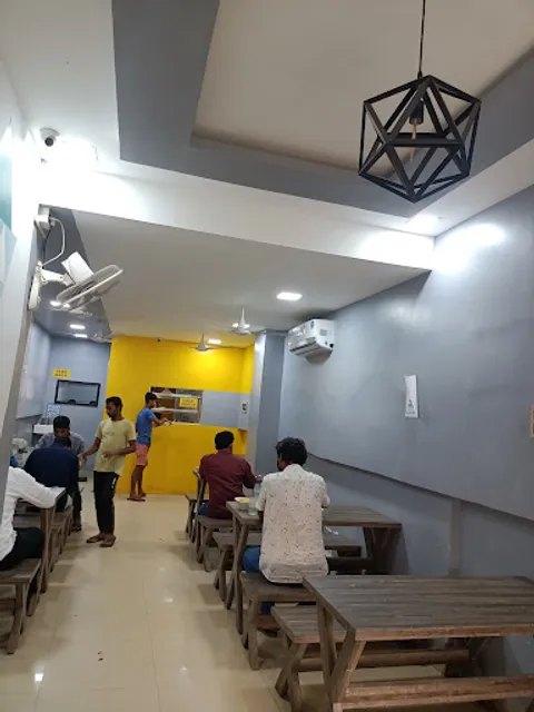 Lazeez Kitchen | Best Homely Food