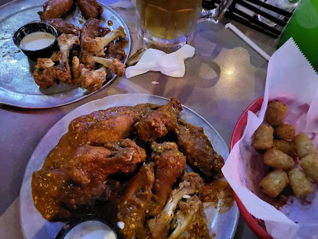 Pluckers Wing Bar