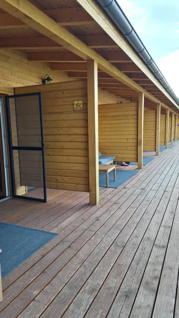 Halfarock Vízi-Erdei Apartmanház Levelek