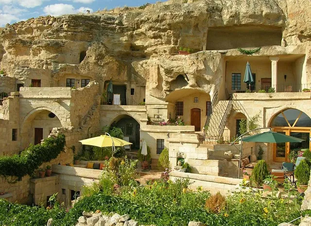 4 Room Cave Hotel