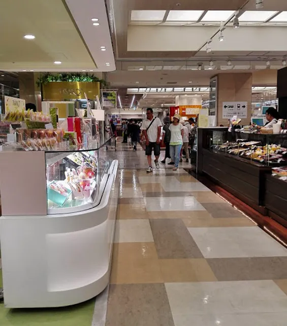 Shinjukutakano Keiosakuragaokaten