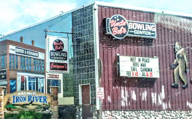JBO's Bowling Bar & Grill