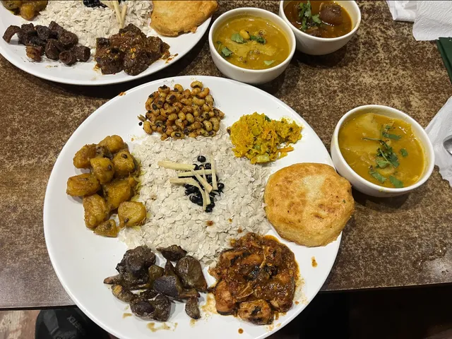 Lohsha Ghasha Restaurant