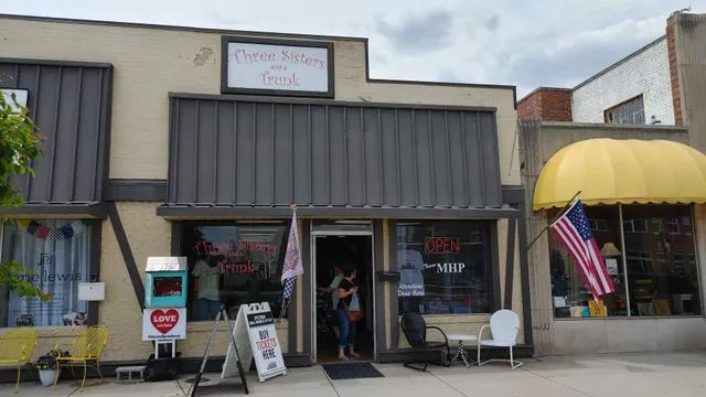 Three Sisters and a Trunk
