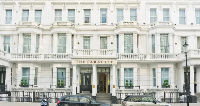 Park City Grand Plaza Kensington Hotel