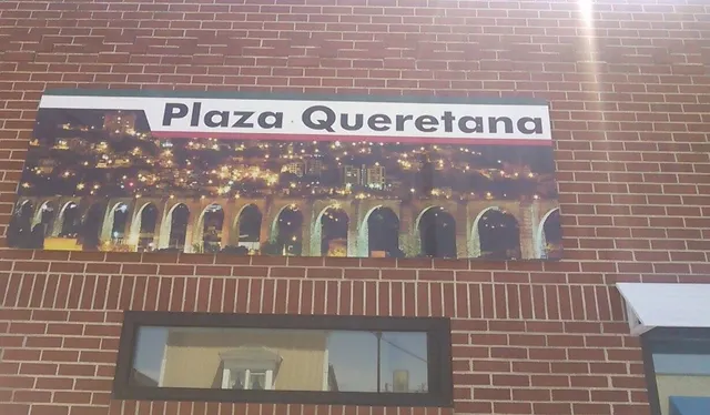 Plaza Queretana