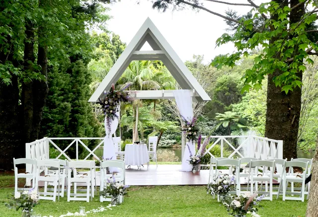 Cedar Creek Estate Vineyard & Winery