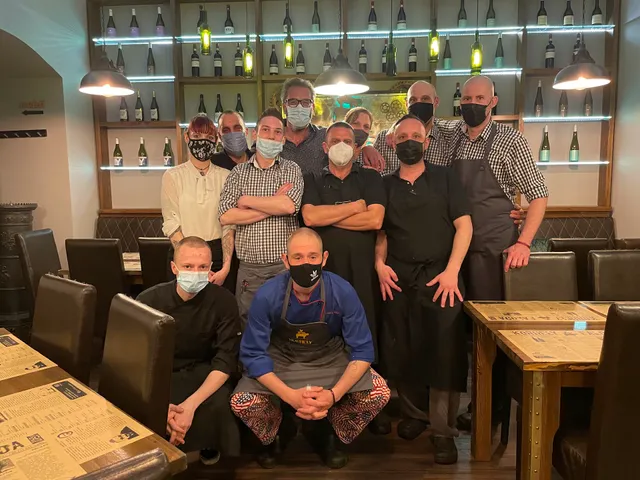 Korhely Faloda & Daloda