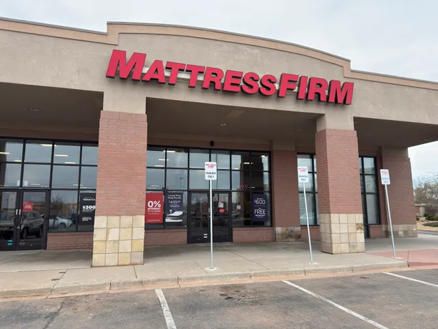 Mattress Firm Quebec Square