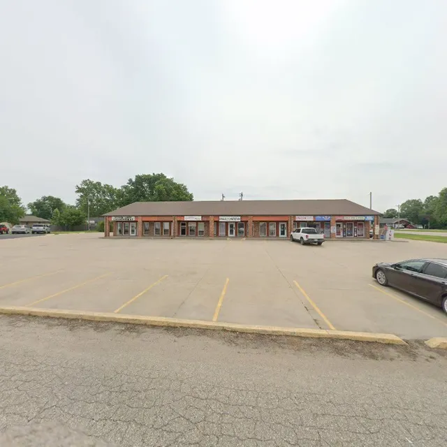 Silver Lake Shopping Center