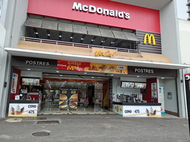 McDonald's Plaza de La Cultura
