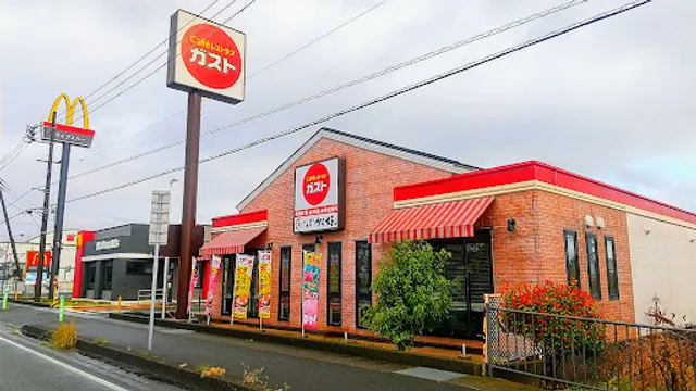 ガスト 沼津椎路店