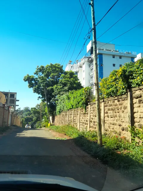 Chilly Breeze Apartments