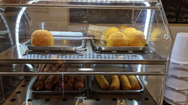 MORDÌ - Pizzeria Rosticceria