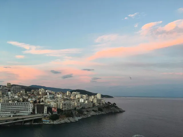 Simple Pleasures Home