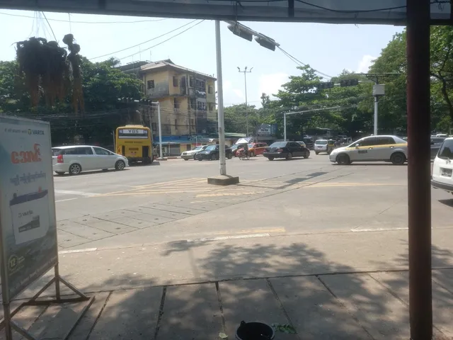 ၁၂လုံးတန်း