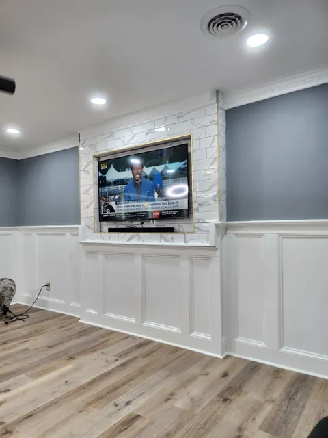 D-N-C Hairstyling Center