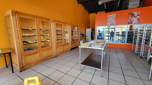 La Reynera Bakery