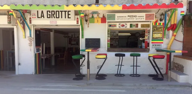 La Grotte