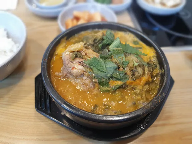 청진동소문난감자탕