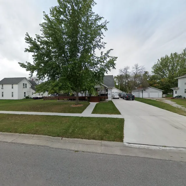 Small Enginuity Garage