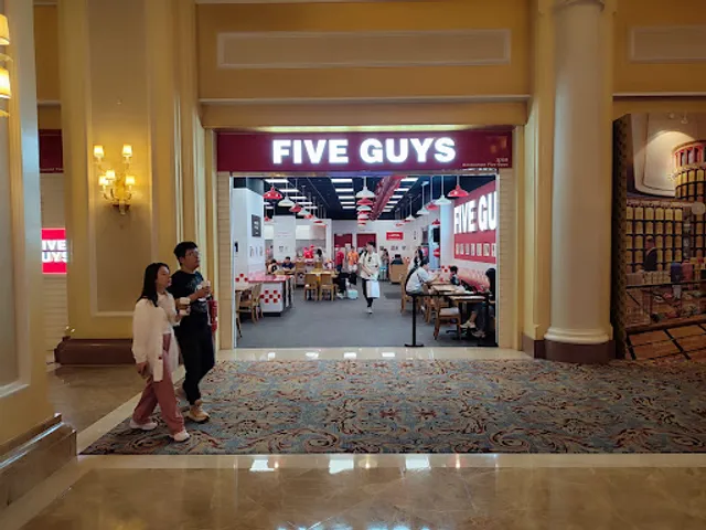 Five Guys Venetian