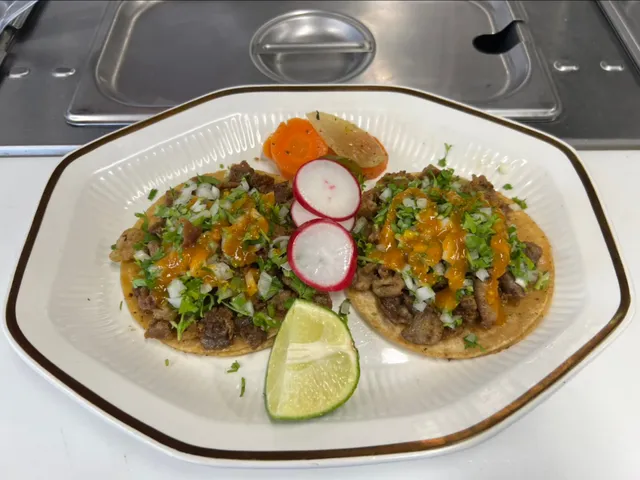 Mi Casita Mariscos Taqueria (Food truck)