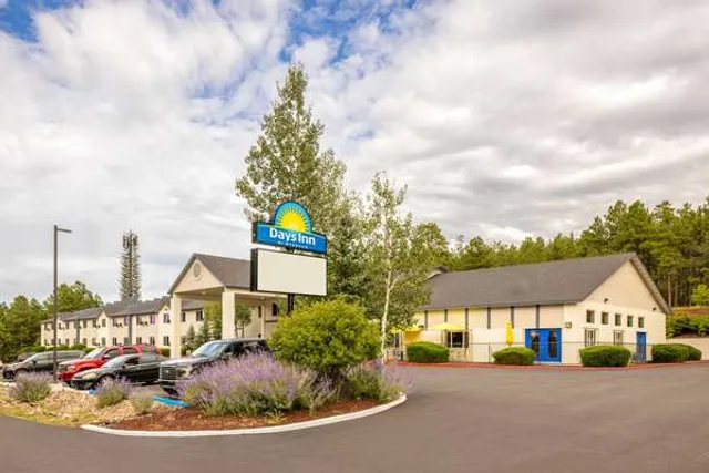 Days Inn by Wyndham Williams