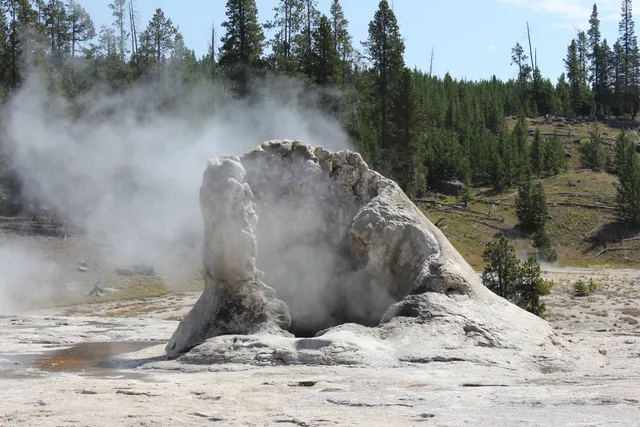 Giant Geyser