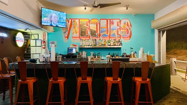 Robin’s Mojito Bar & Grill